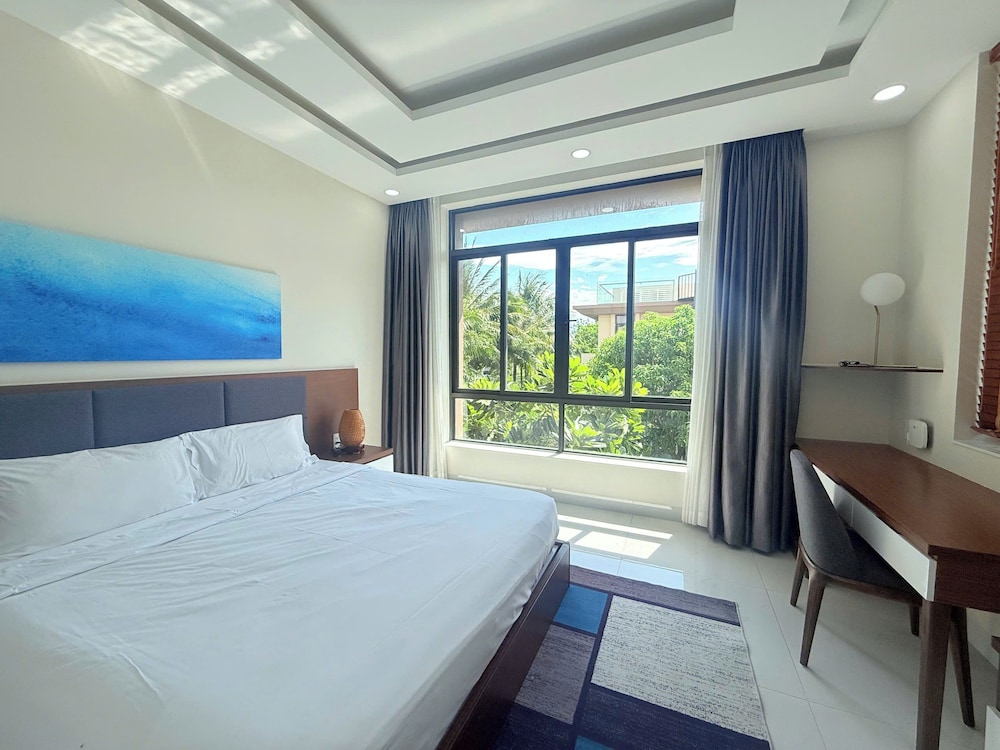 Deluxe Villa Beach Front