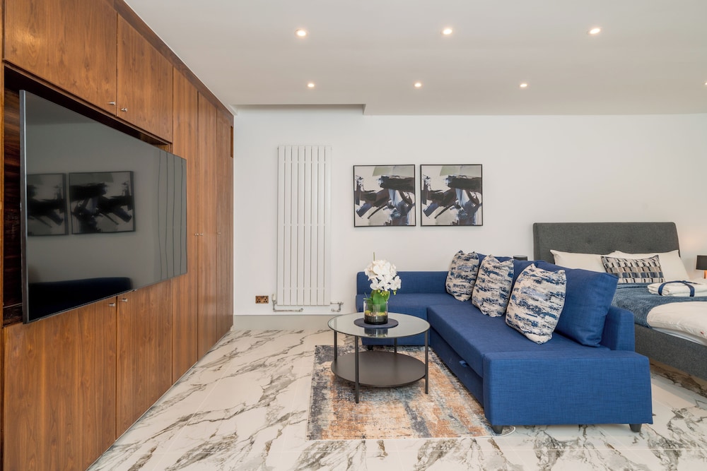 Luxury Eaton Mews House in London