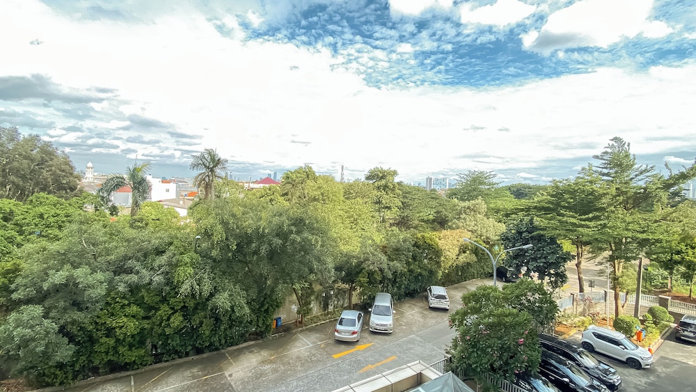 Good Choice and Homey 2BR Apartment at Belmont Residence Puri