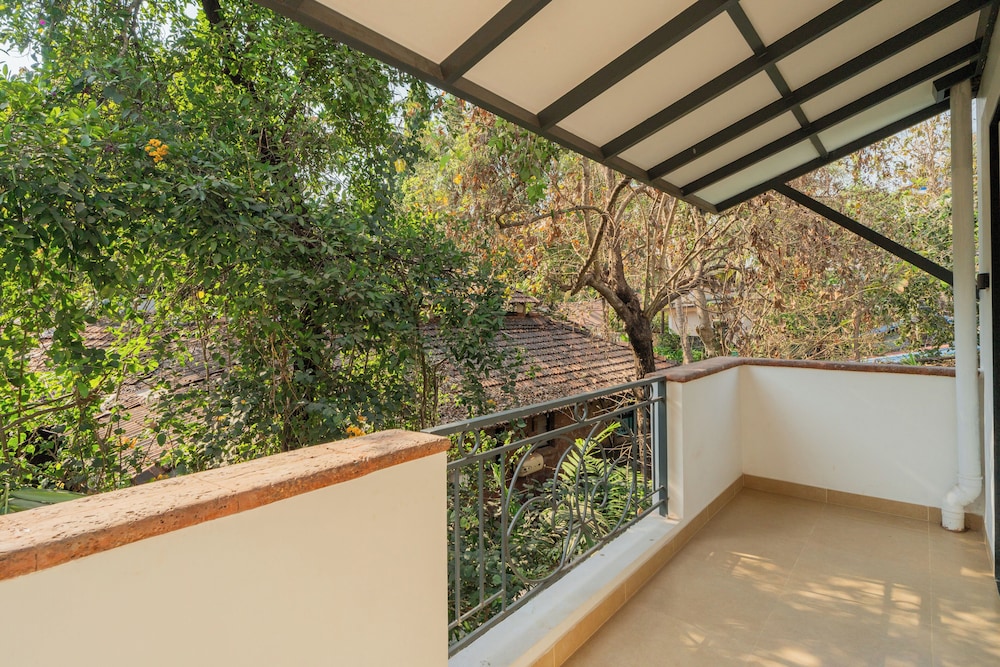 ELIVAAS Laguna Camellia | Luxe 4 BHK Villa Near Popular Beaches with Private Pool