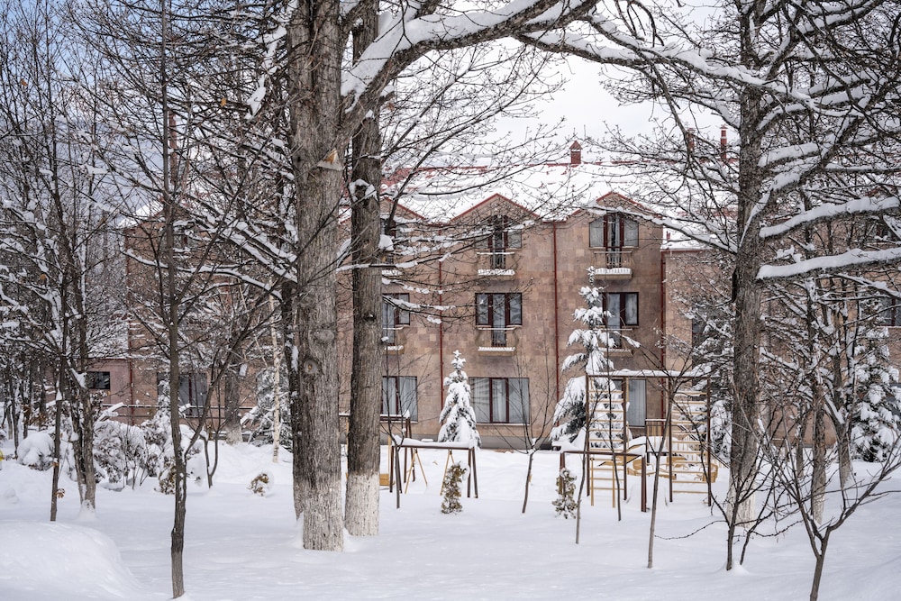 Alpina Resort by Stellar Hotels, Tsaghkadzor