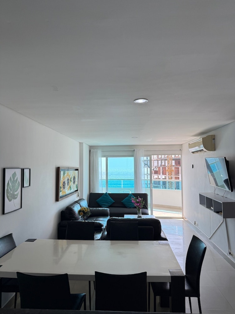 APARTAMENTO 702A