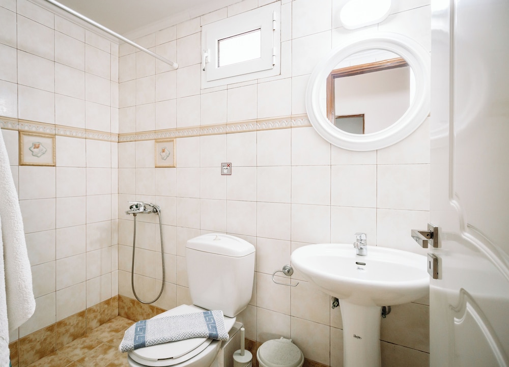 Rahes Villa With Private Swimming Pool