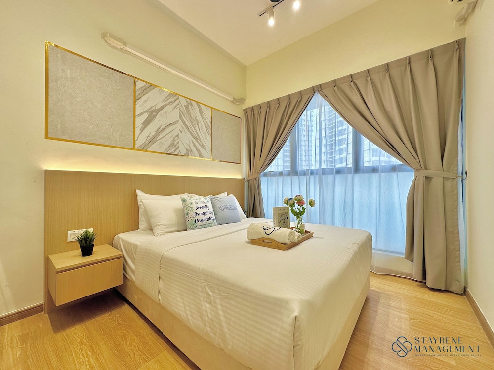Country Garden Danga Bay Sea View Homestay by Stayrene