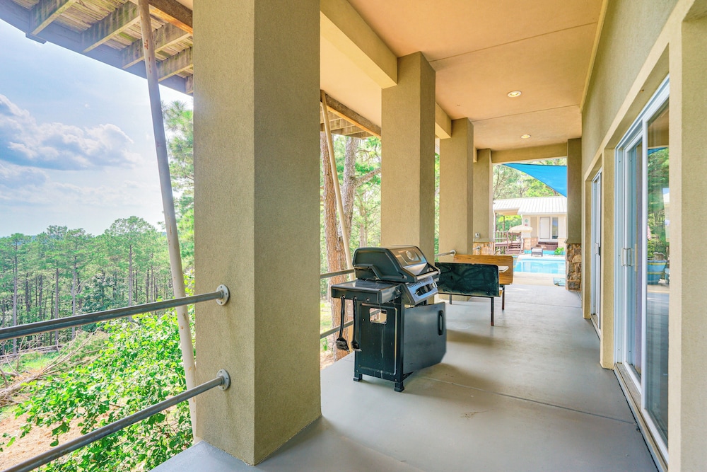 Broken Bow Escape w/ Mountain Views & Pool Access! view 5
