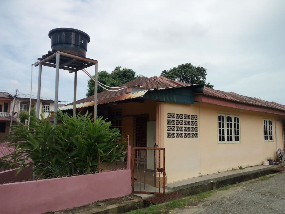 Shima Homestay photo 4