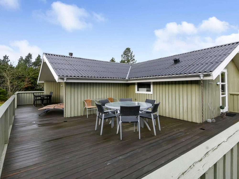6 Person Holiday Home in Norre Nebel
