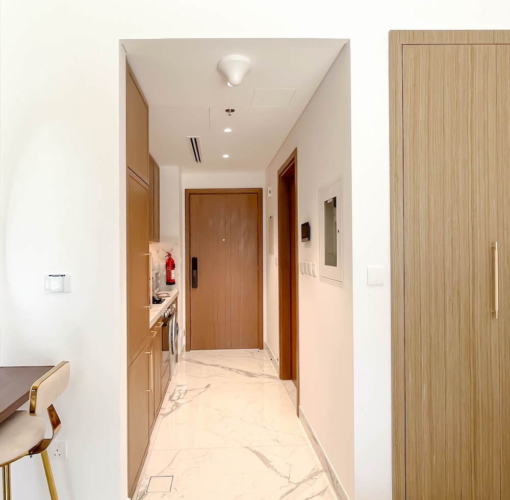 Serenity Studio Pool Access & Balcony at Riviera