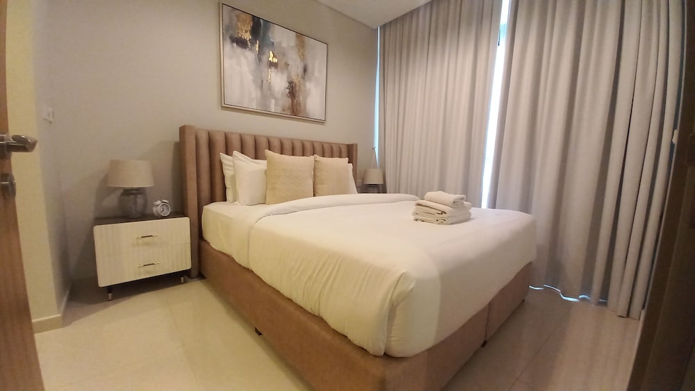 Aykon City Stylish 2 BHK Beach Bay View