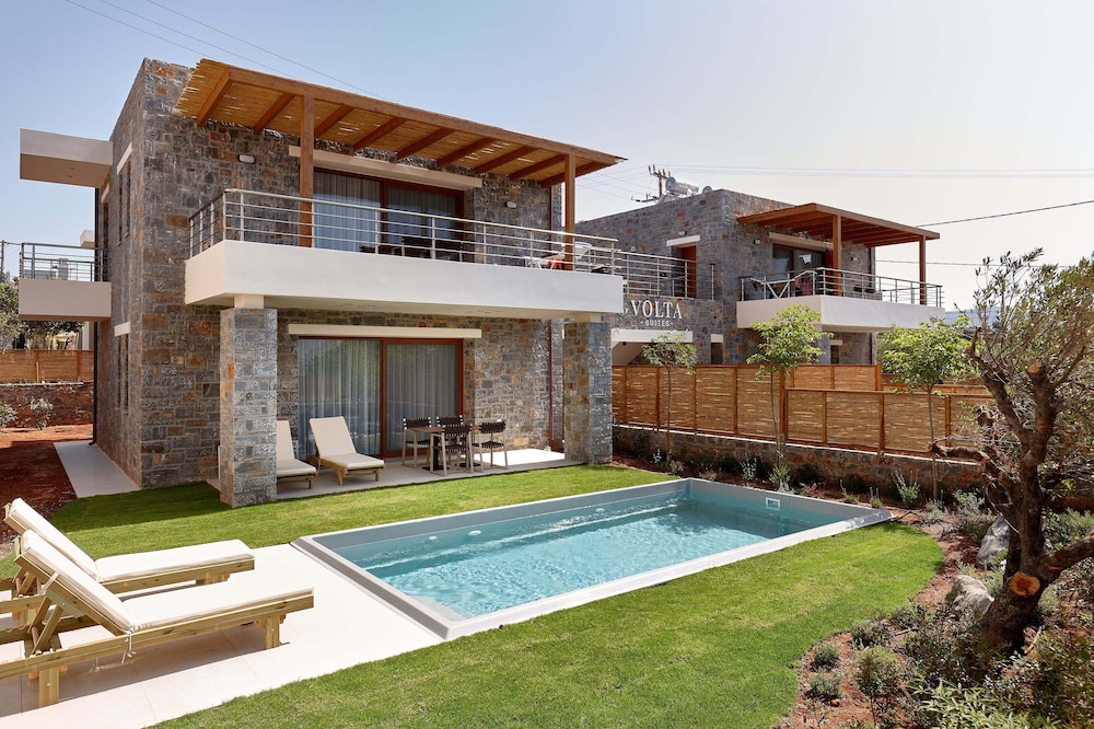 Hotel Volta Suites and Villas