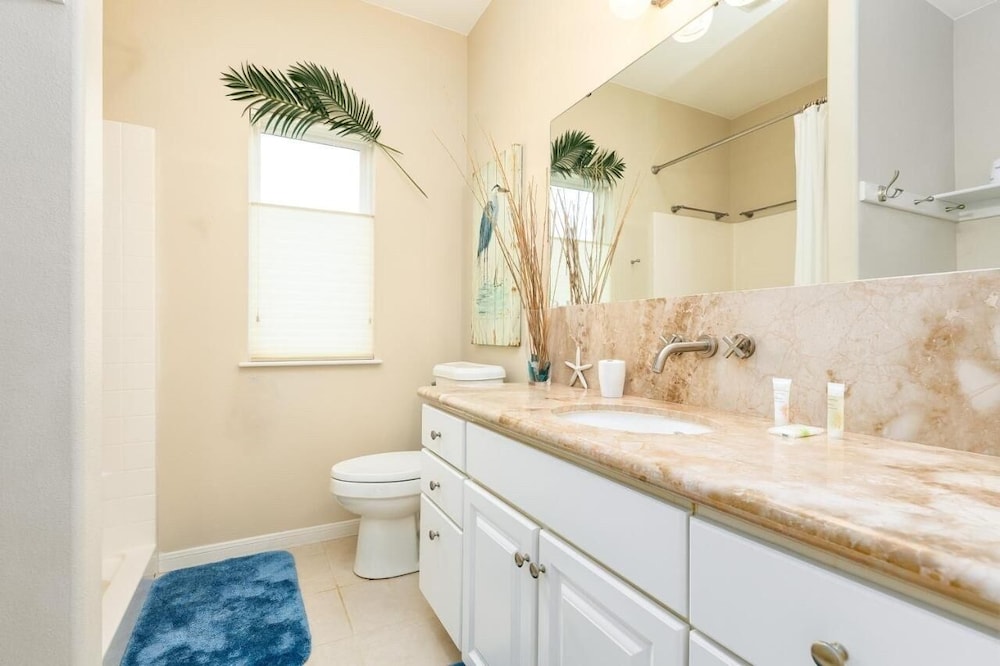 My Favorite Beach House 3 Bedroom Home by RedAwning view 2