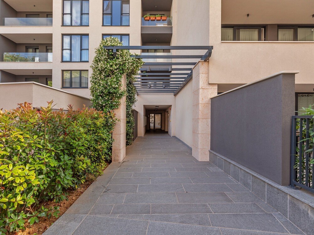 Apartment Floramye