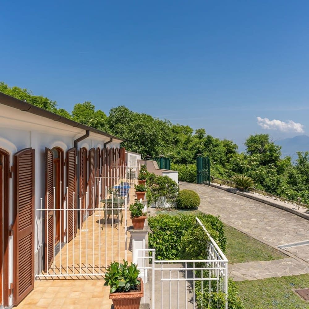 M1 - Marea in Sant Agata sui Due Golfi photo 5