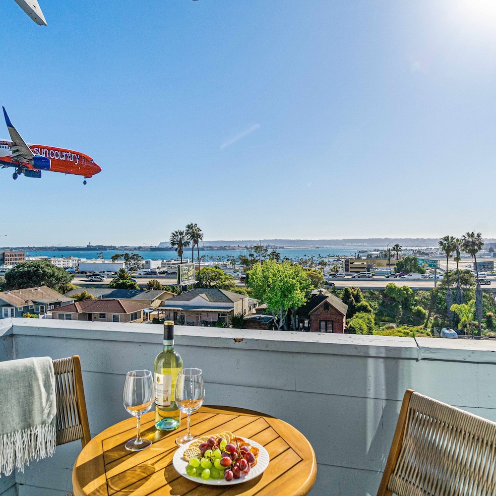 Bankers Hill Hideaway With AC Views and Parking