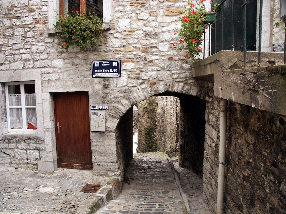 Photo 23