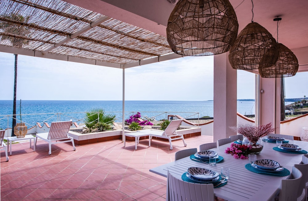 Villa Acqua Saracena by Wonderful Italy