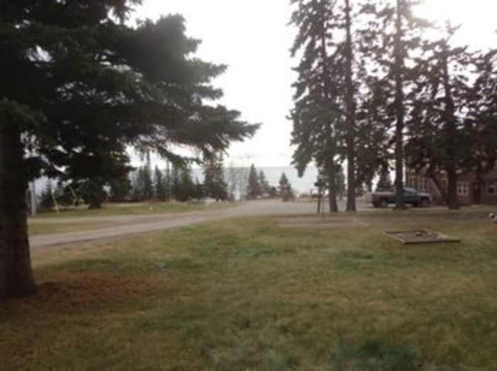 Cascade Lodge