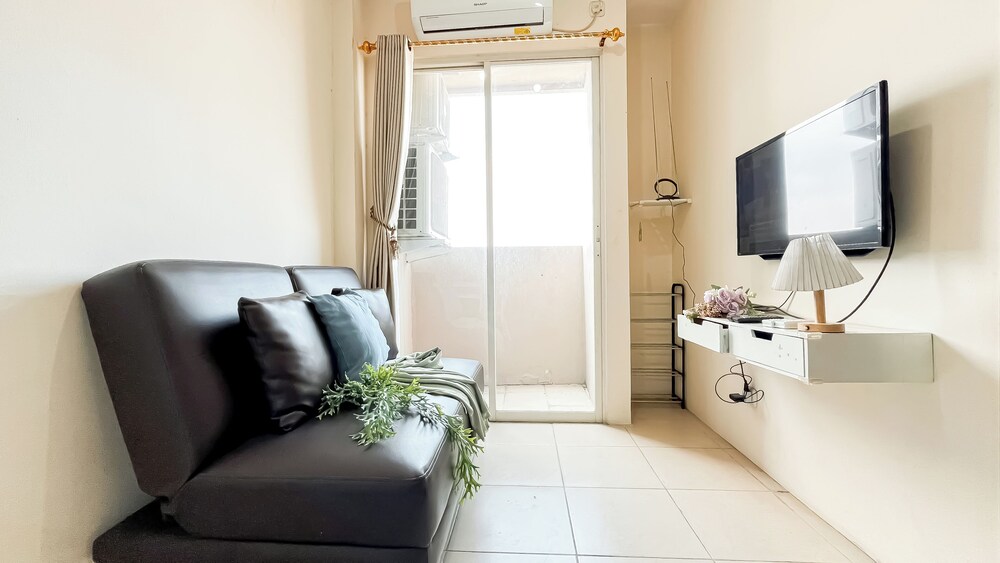 2Br Medina Apartment Near Pelita Harapan University