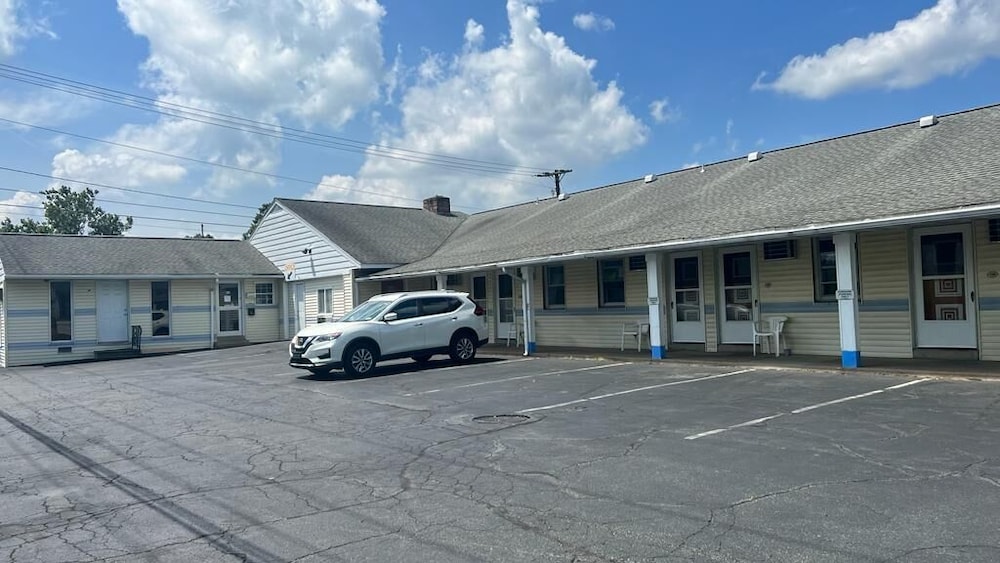 Budget Host Mel-Dor Motel