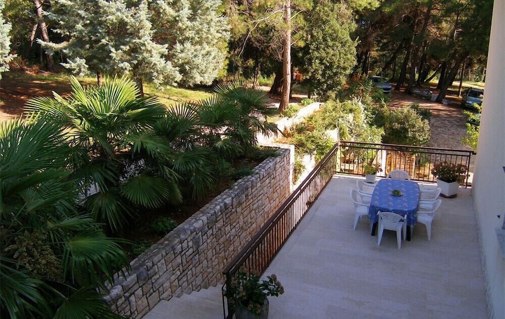 House Adrijana