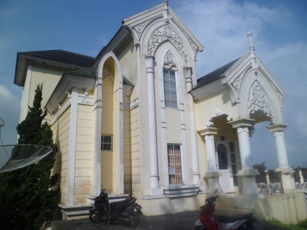 Villa Kota Bunga Lavender
