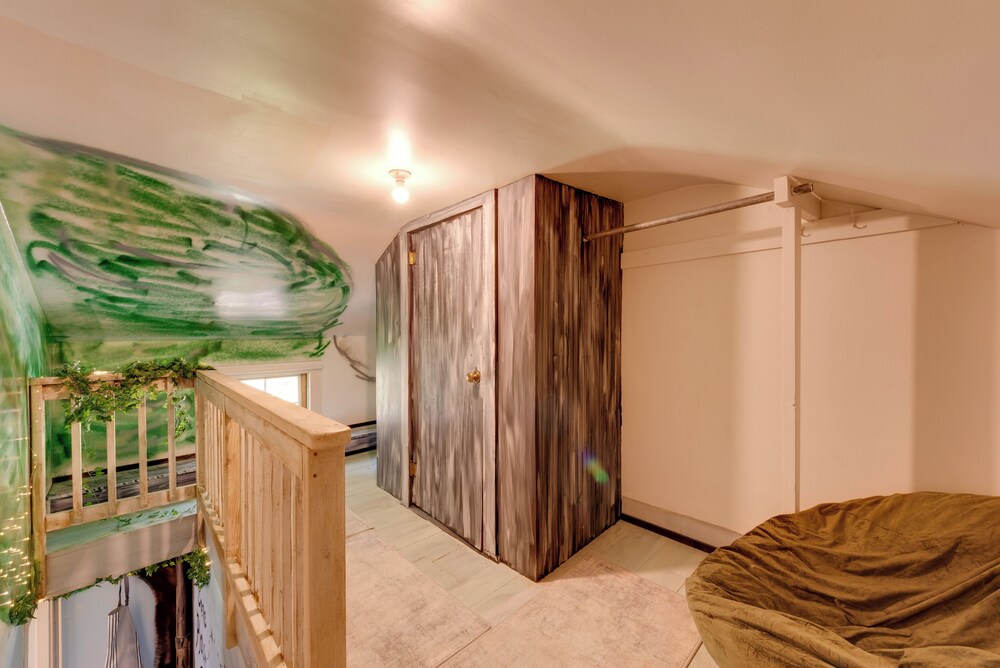 The 'big House' at Elk Creek Escape w/ Game Room view 3