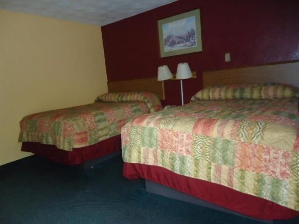 Relax Inn Elmira