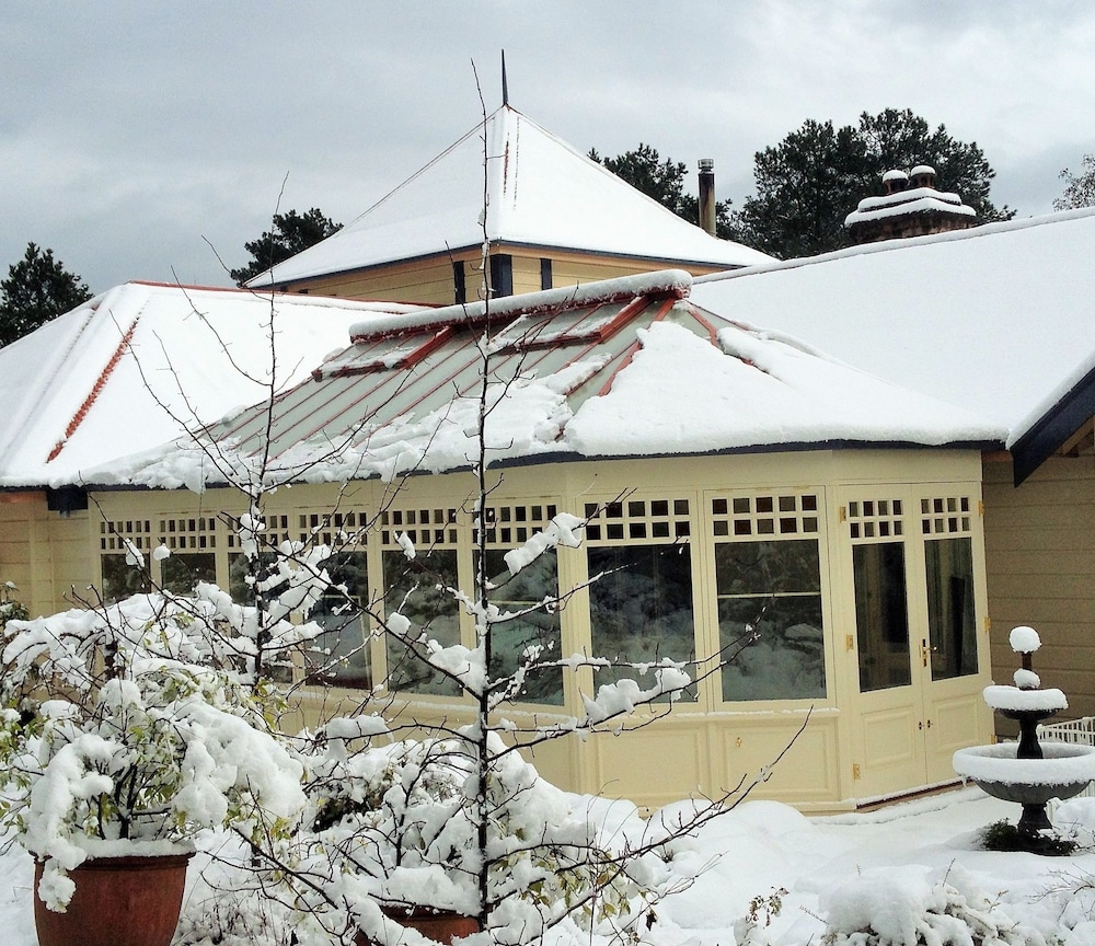 Bethany Manor Bed & Breakfast