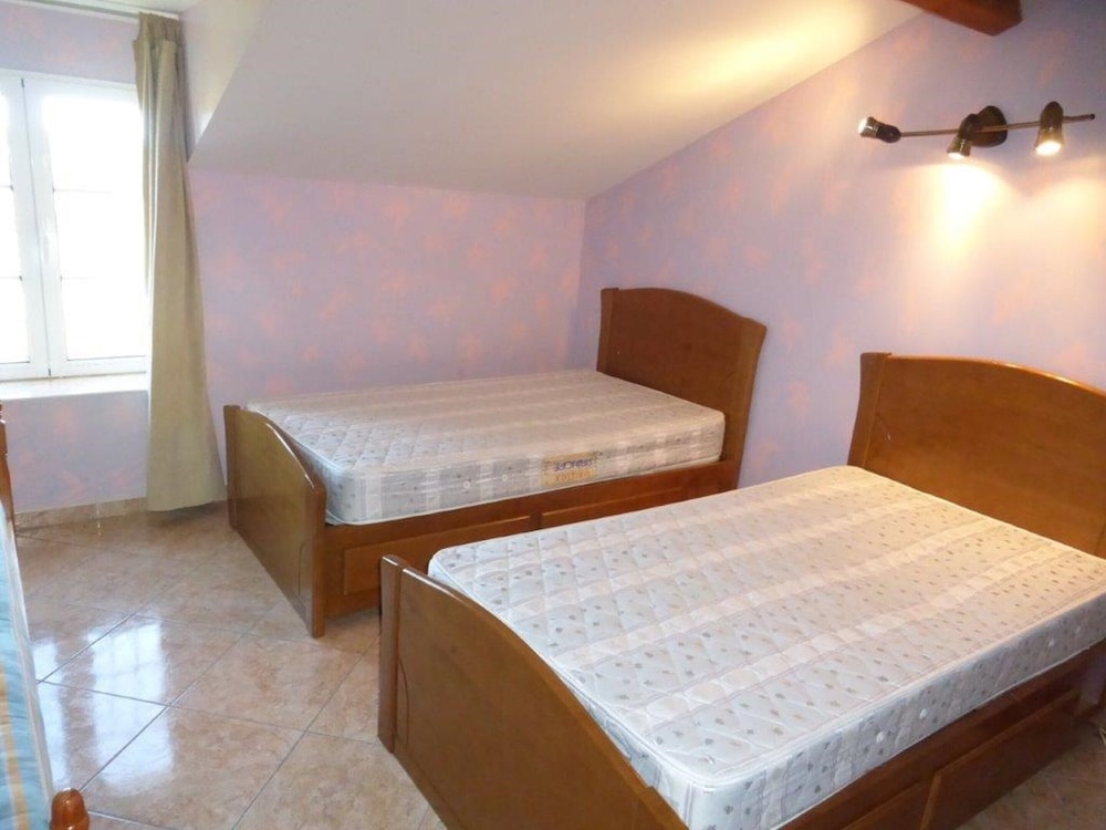 Spacious Holiday Home in Monsegur With Pool