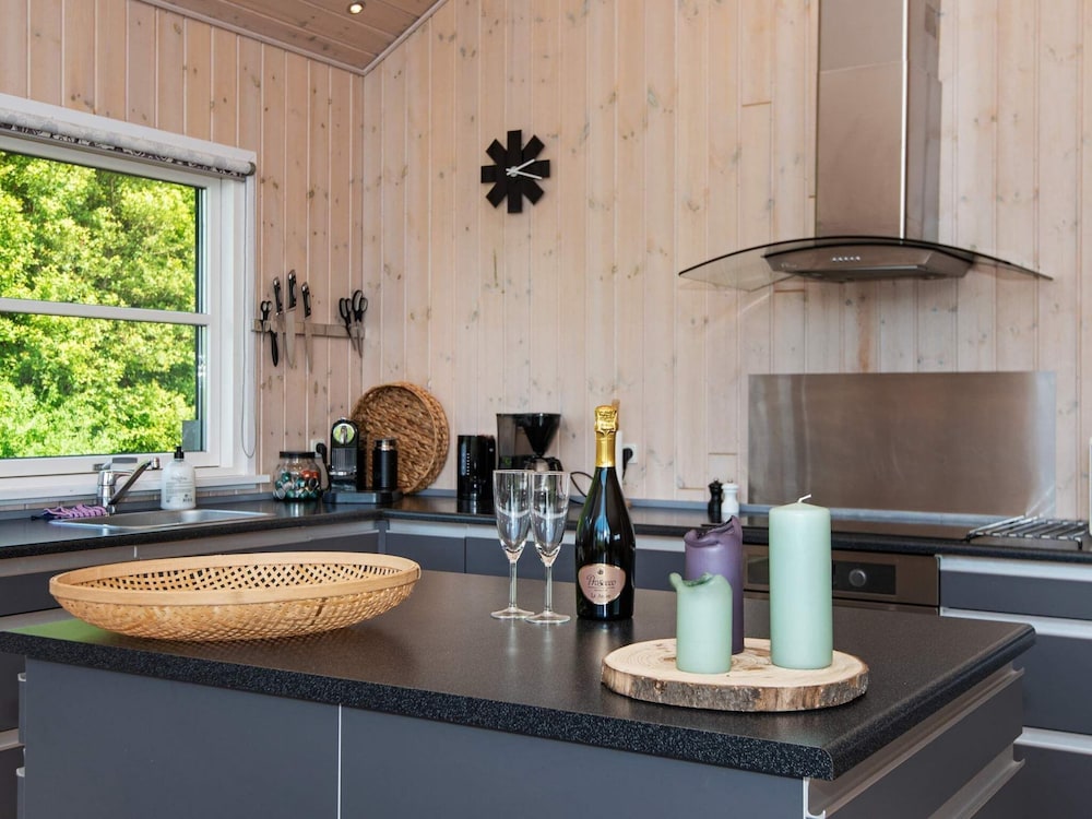 6 Person Holiday Home in Tarm