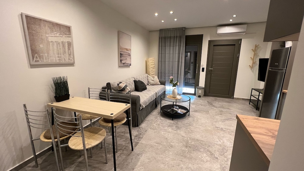 Meliana Homes