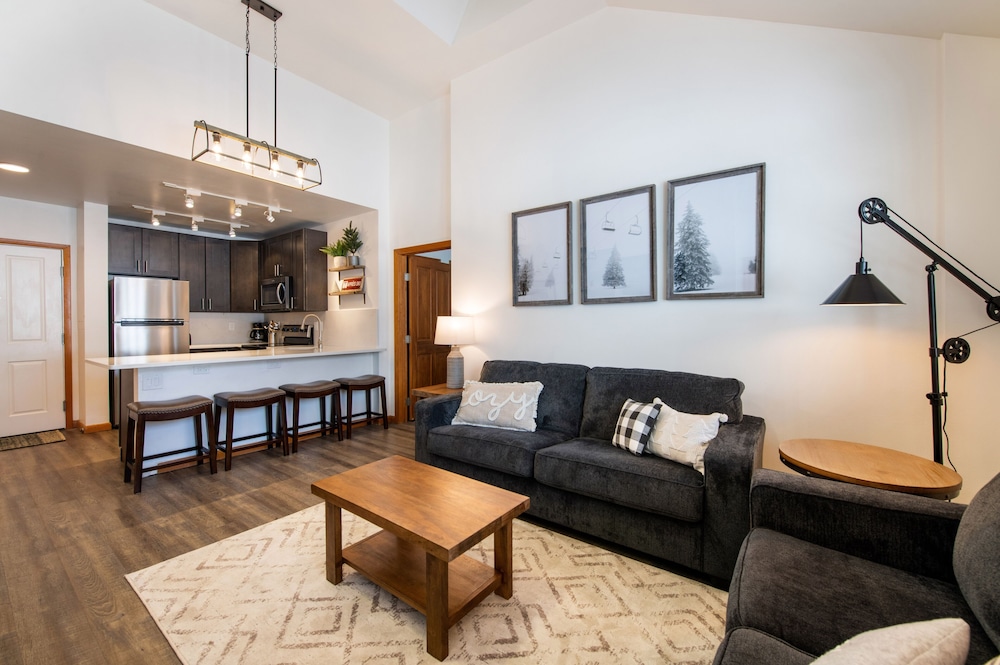 Zephyr Mountain Lodge Vacation Condos - Winter Park CO