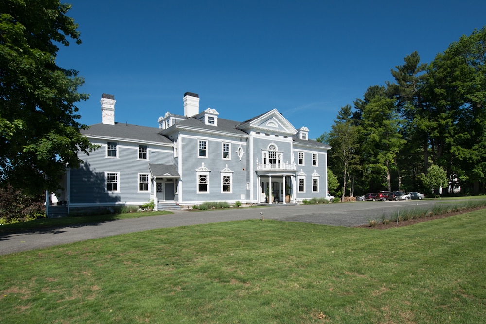 Lenox Vacations - Kemble Inn - Property Image 27