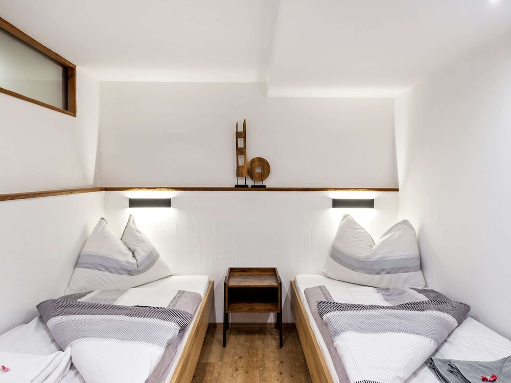 Apartment in Neukirchen am Grossvenediger view 5
