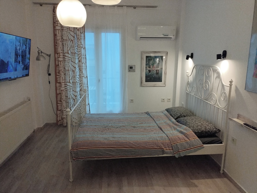 Cozy City Escape in Thessaloniki