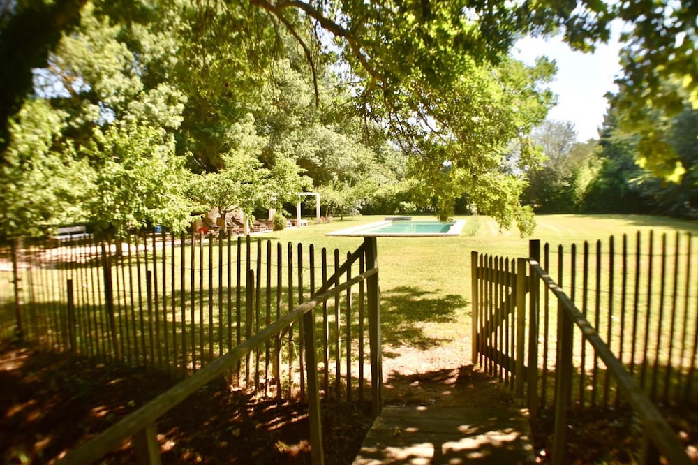 New Bastide Couronne d Aix Luxury in Aix-en-provence A Sophisticated Retreat for Families and Friends
