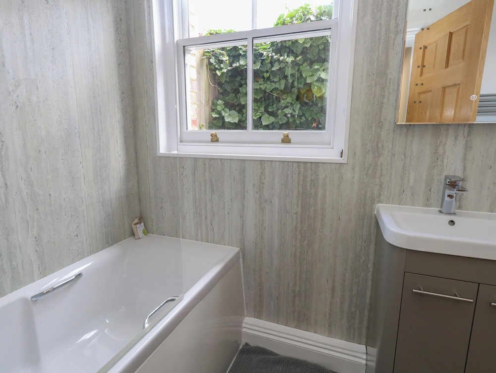 Flat 1 - Sandbanks