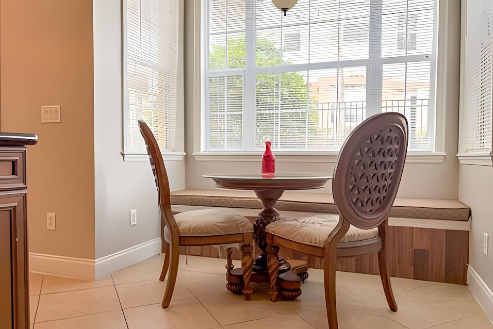 Modern 3BR Condo Reunion Resort + Pool Access