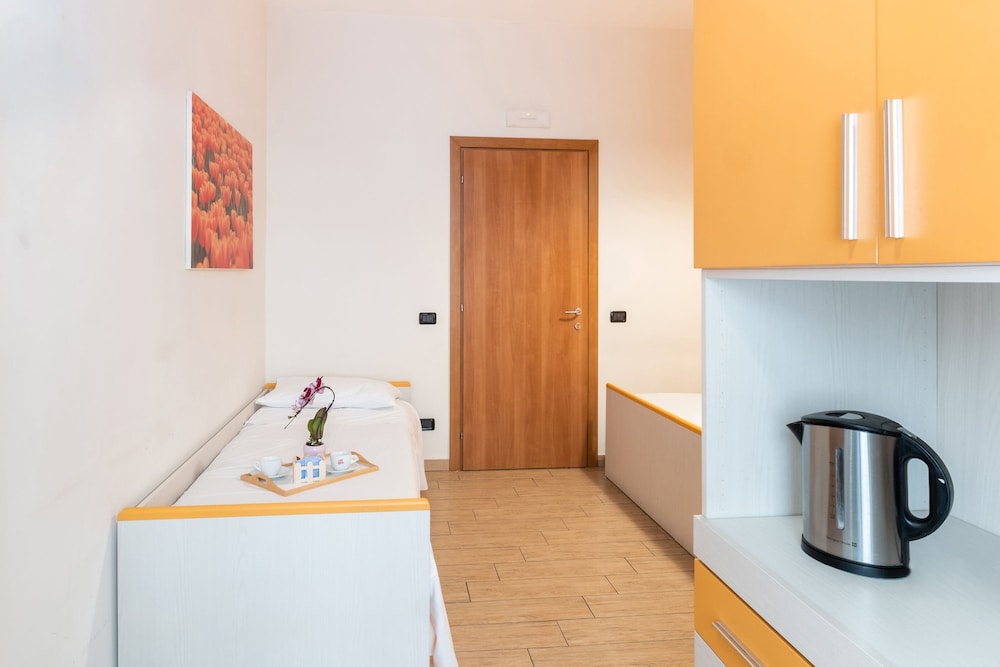 4bnb - Reale House Tulipano
