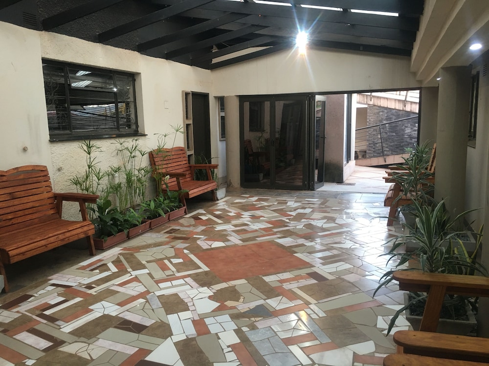 Valley View Lodge