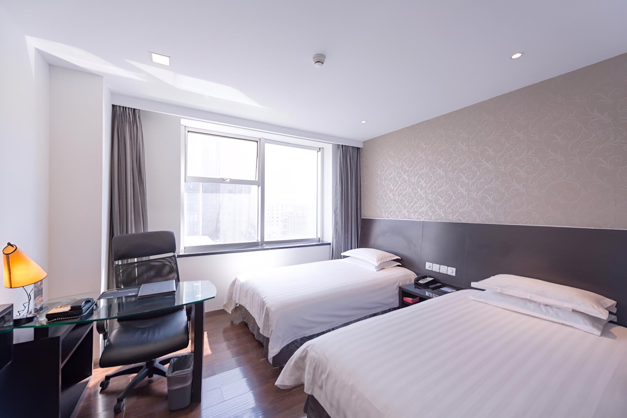 FX Hotel YanSha Beijing view 3
