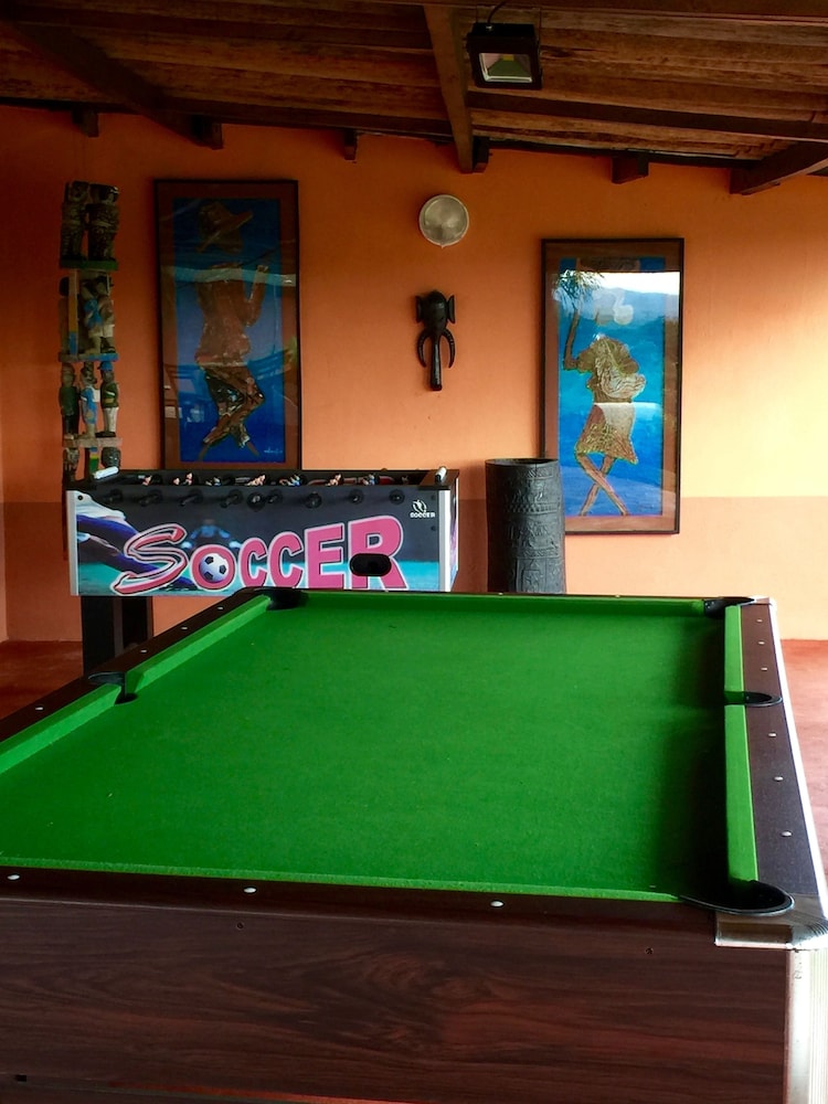 Oasis Lodge