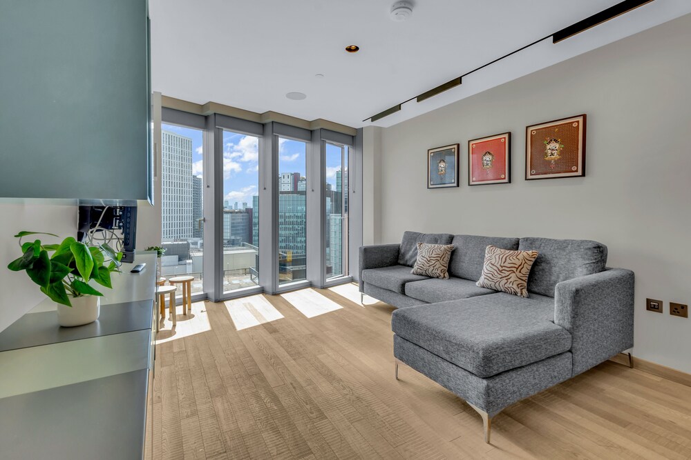 Modern 1 Bedroom Apartment in Stratford