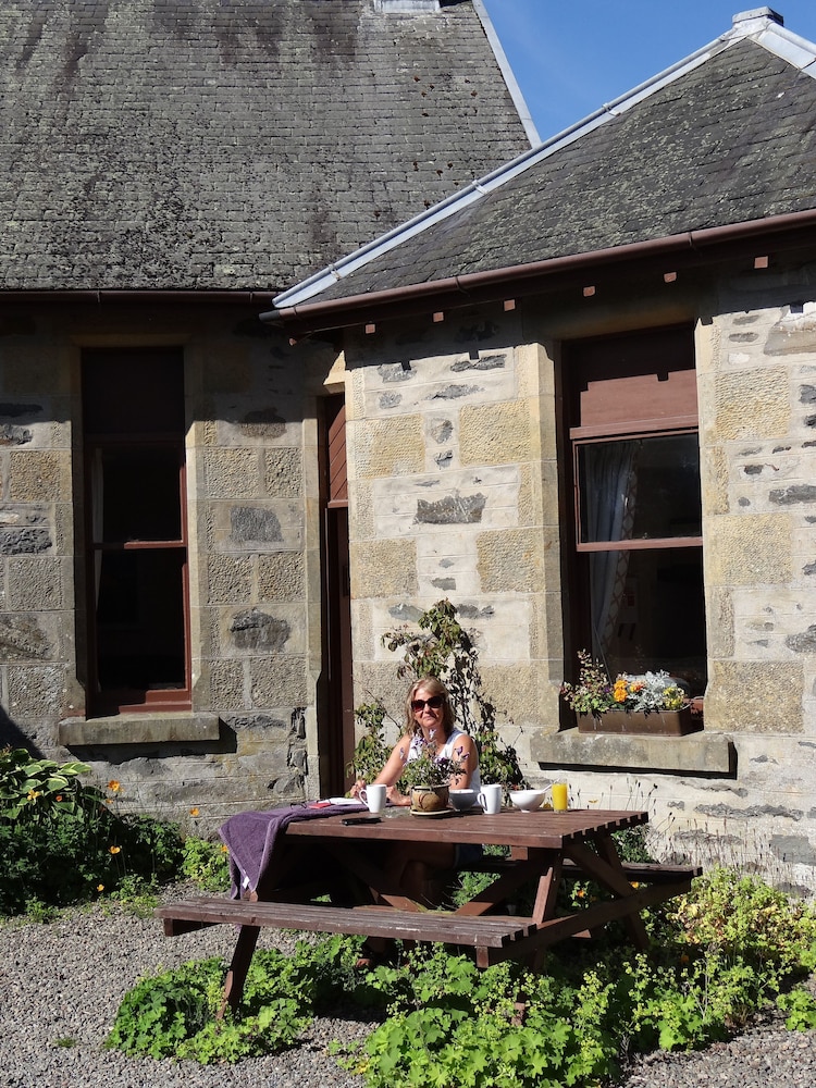 Kingussie Vacations - Shetland Cottage - Property Image 2