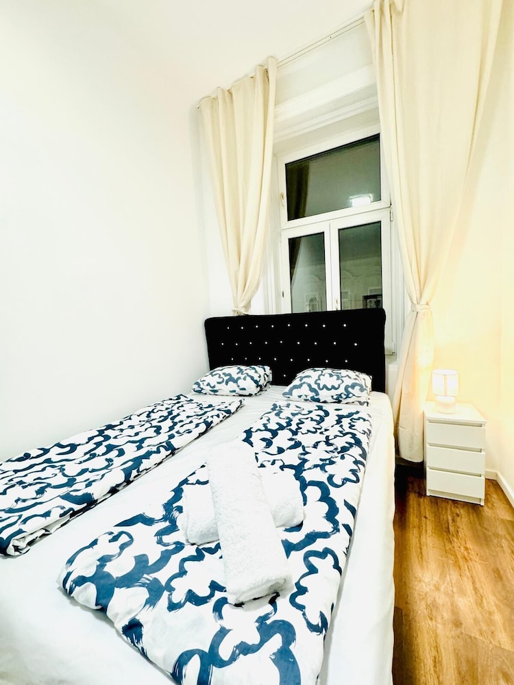 Affordable 5BR Apartment Atzgersdorf
