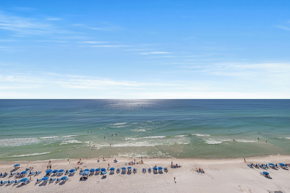 Anchor's Way! Come Visit Our Beautiful 2 BR, 2BA Oceanfront Retreat! Sleeps 6!