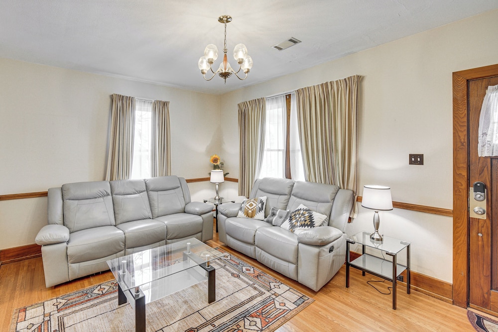 5 Mi to Hersheypark: Family Home w/ Game Room view 4