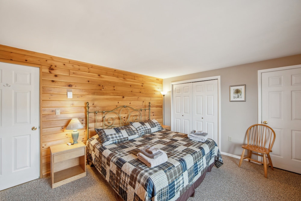 Echo 7 Building D - Retreat With Mountain Views 2 Bedroom Townhouse by The Summit at Gore Mountain