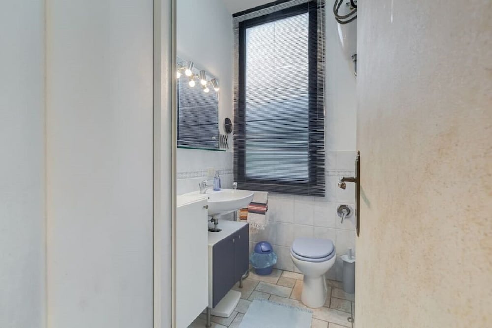 Spacious and Cozy, 6+3 Beds, Free Wifi, Near Eur