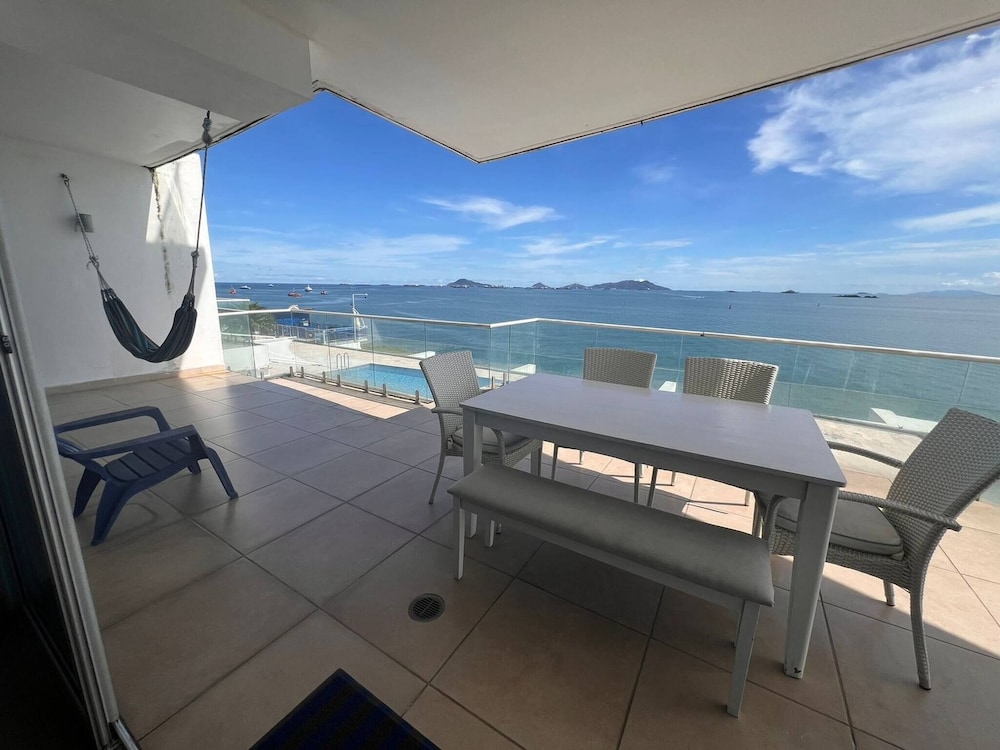 Apartment in the Causeway Amador